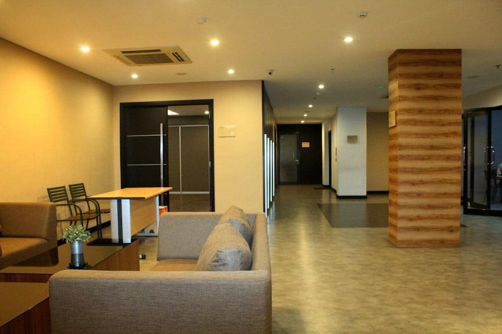 Kalya Hotel Bandung Dago Exterior foto